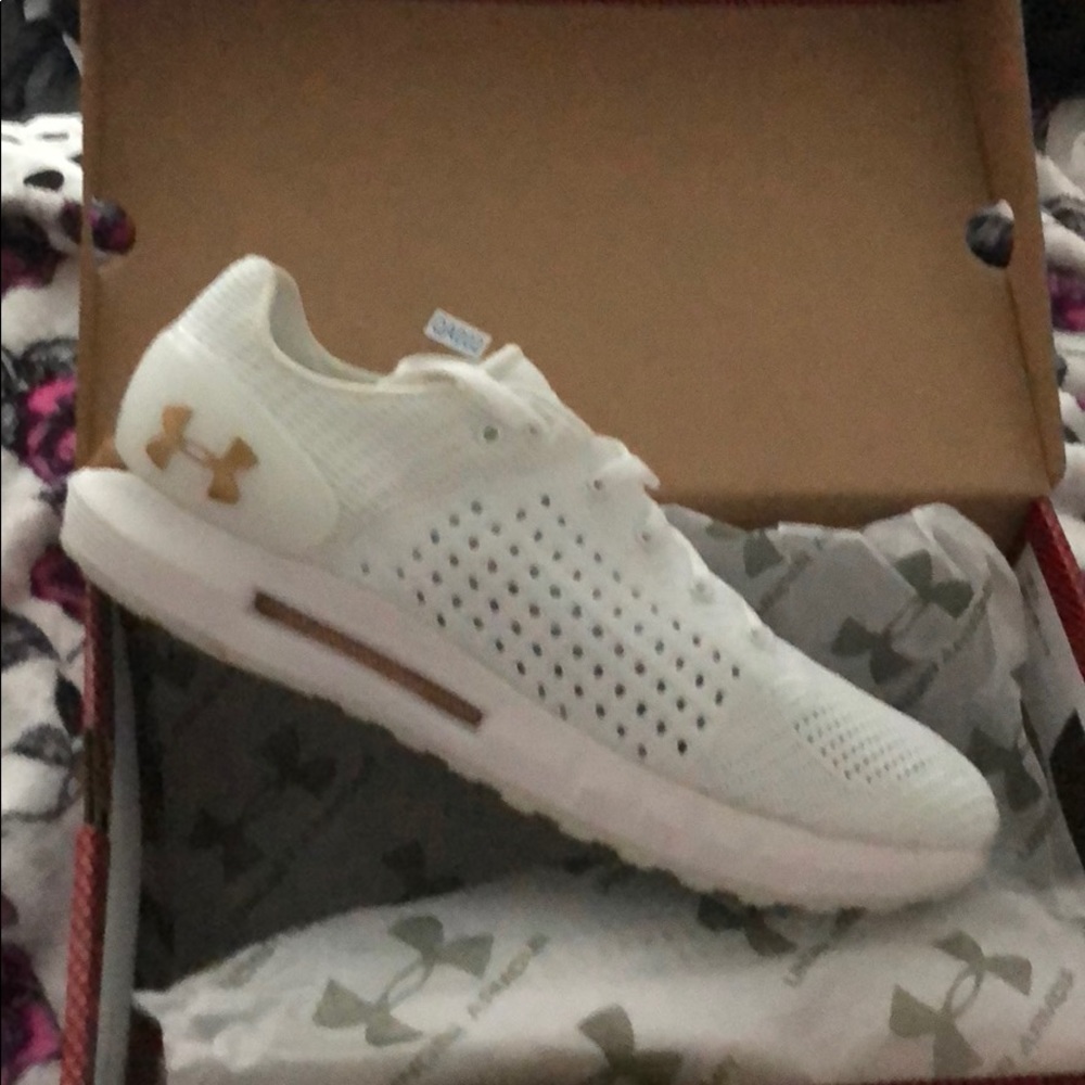 Under Armour HOVR Sonic